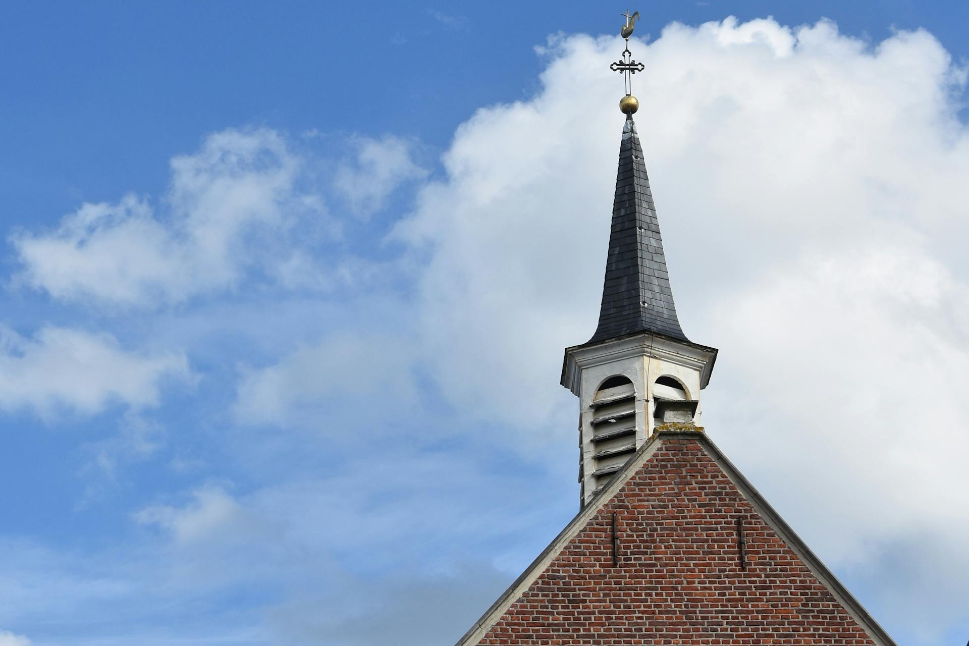 Warum ist ein Hahn auf der Kirche?